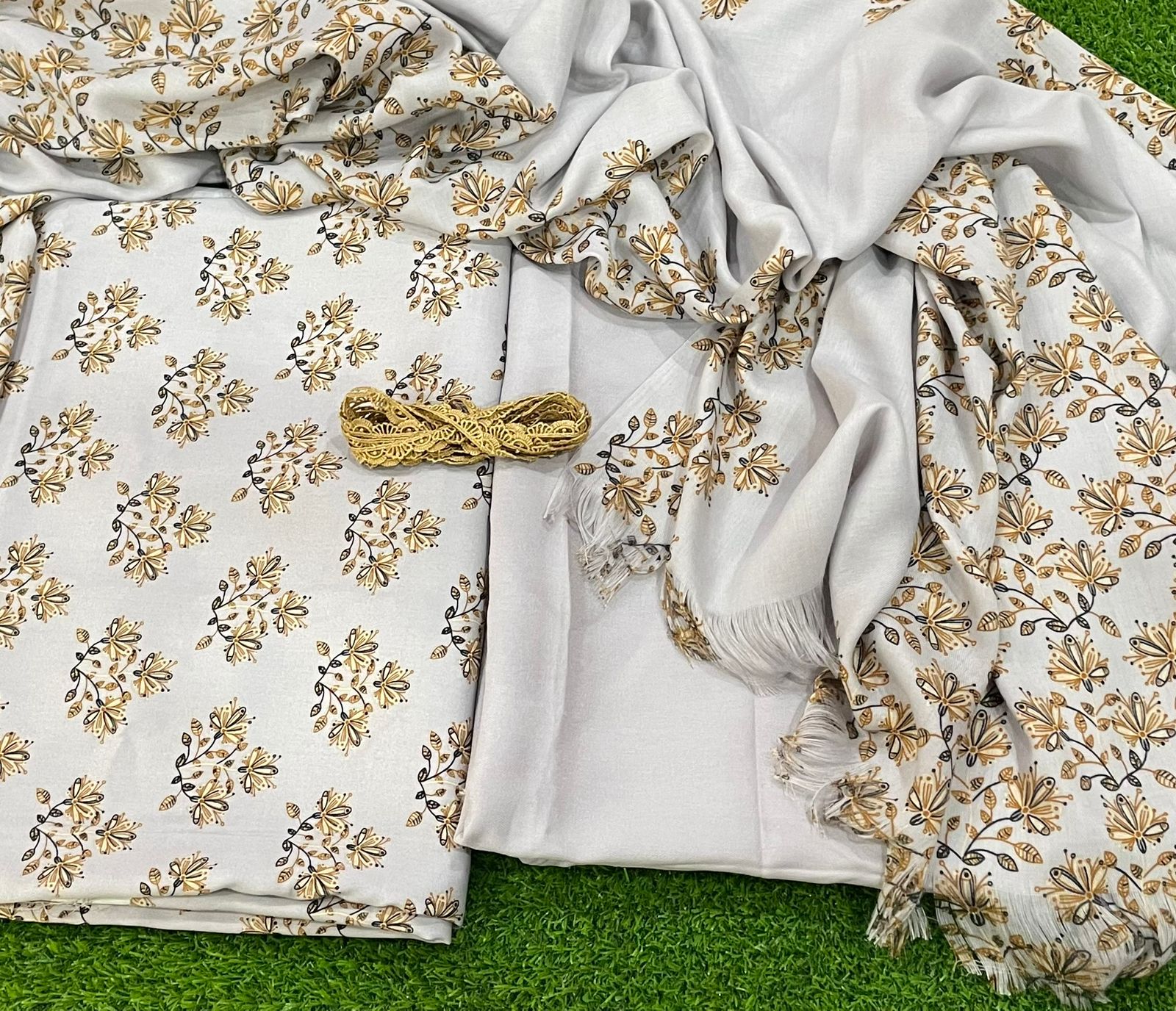 "ivory bloom" by sam9 "ivory bloom" by sam9